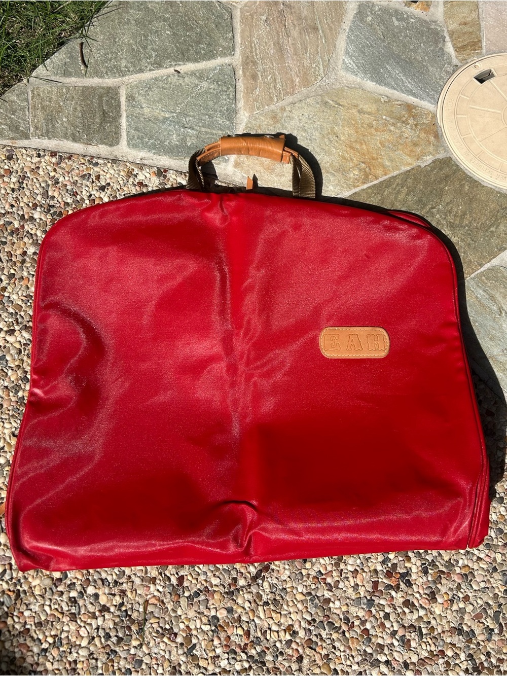 Jon Hart Garment Bag Cherry Red